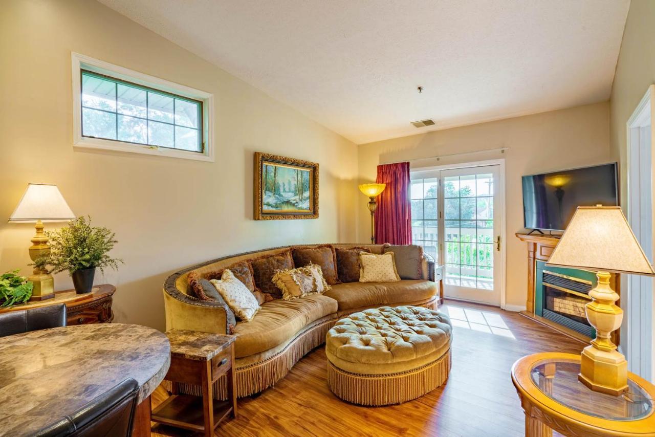 Grand Wood Suites Nashville Esterno foto