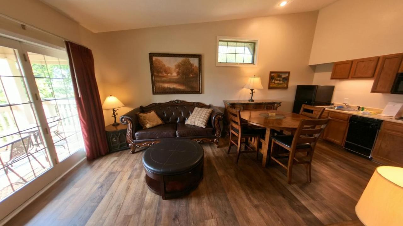 Grand Wood Suites Nashville Esterno foto